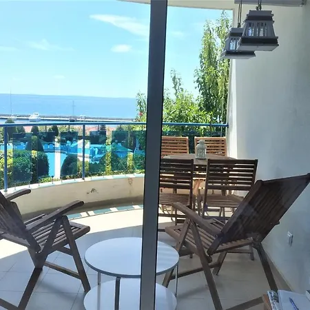Baratero Vlas Marina Lejlighed